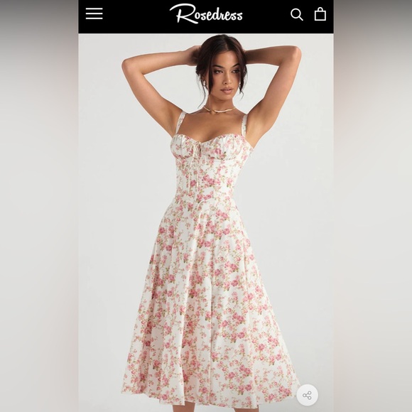 Beautiful floral dress - Picture 2 of 7